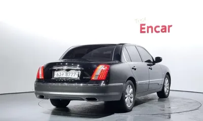 Kia Opirus