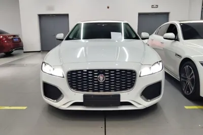 Jaguar XFL