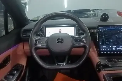 Nio EC6