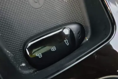 Li Auto ONE