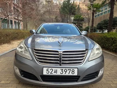 Hyundai Equus