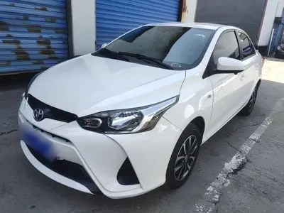 Toyota Yaris L