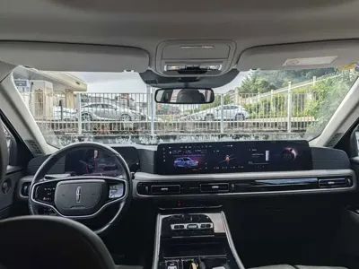 Lincoln Aviator