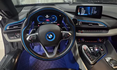 BMW i8