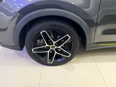 Roewe RX5