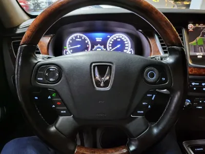 Hyundai Equus