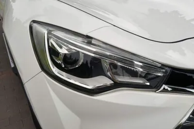 JAC Group Refine S7