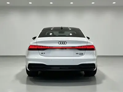 Audi A7L