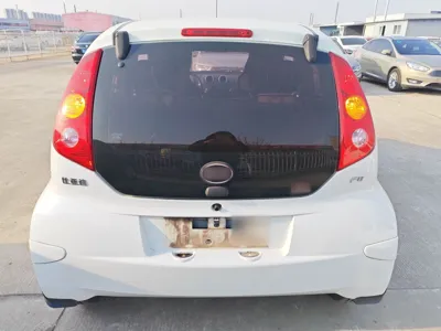 BYD F0