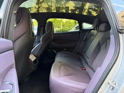 Xpeng P7