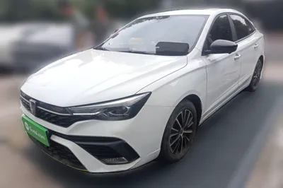 Roewe i5