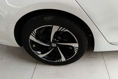 MG 6