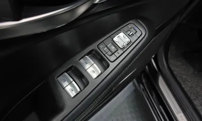 Genesis EQ900