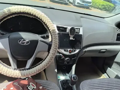 Hyundai Verna