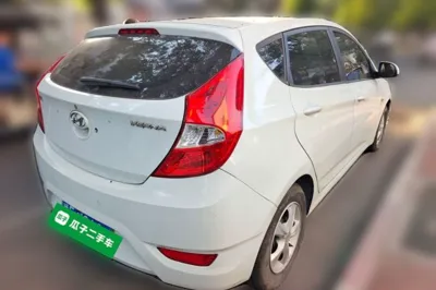 Hyundai Verna Ray