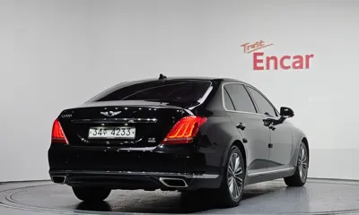 Genesis EQ900