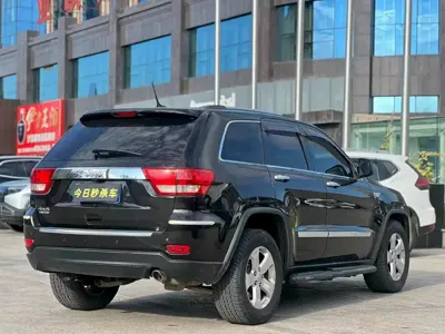 Jeep Grand Cherokee (Import)