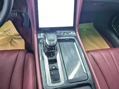 Hongqi Hongqi H5
