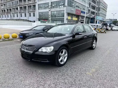 Toyota Reiz