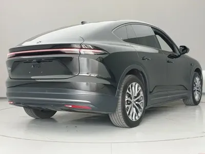Nio EC6