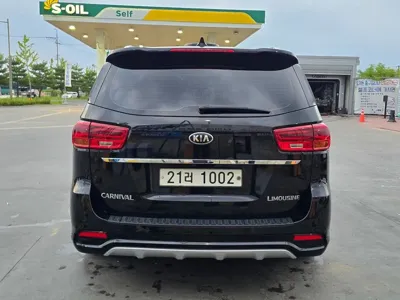 Kia Canival