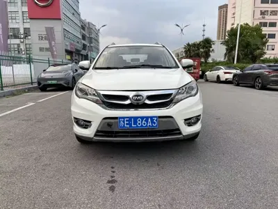 BYD S7