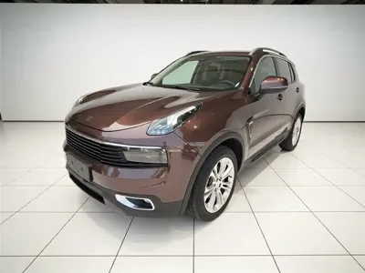 Lynk & Co 01