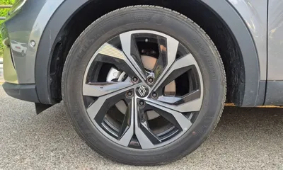 Renault-KoreaSamsung Arkana