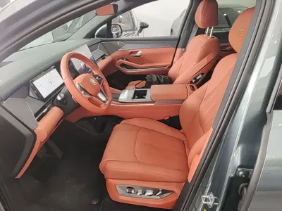 BYD 唐L