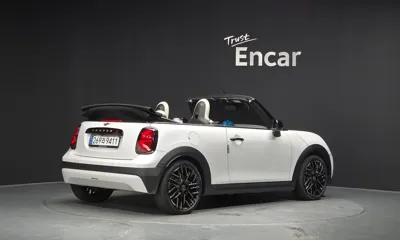 MINI Cooper Convertible