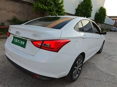 Chery Arrizo 5
