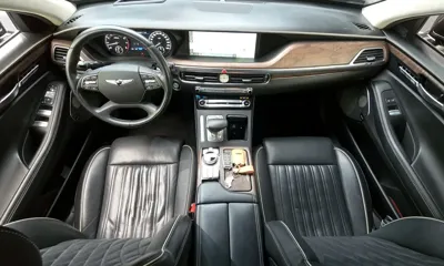 Genesis G90