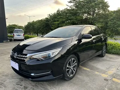 Venucia D60