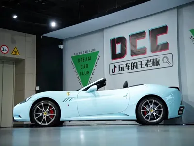 Ferrari California T
