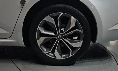 Renault-KoreaSamsung SM6