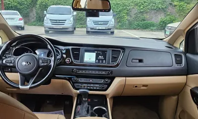 Kia Canival