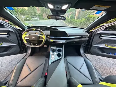 Changan UNI-V