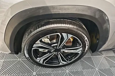 Geely Galaxy L7