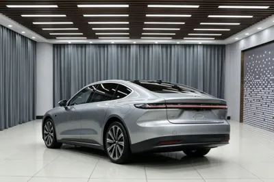 Nio ET7