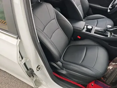 Roewe i5