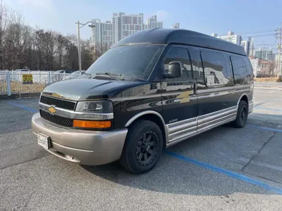 Chevrolet Express Van