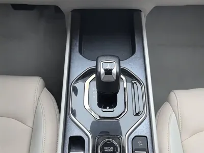 Geely ICON