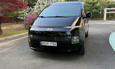 Hyundai Staria