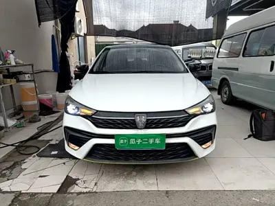 Roewe i5