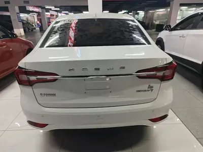 Roewe i5