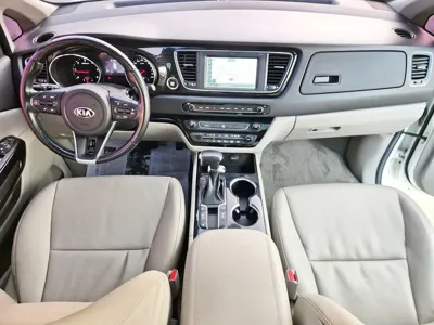 Kia Canival