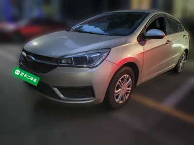 Chery Arrizo 5