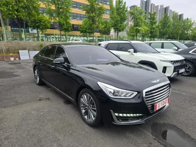 Genesis EQ900