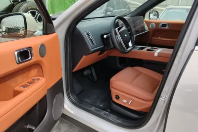 Li Auto L6