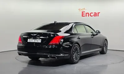 Genesis EQ900